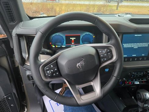 New 2025 Ford Bronco Outer Banks image 10