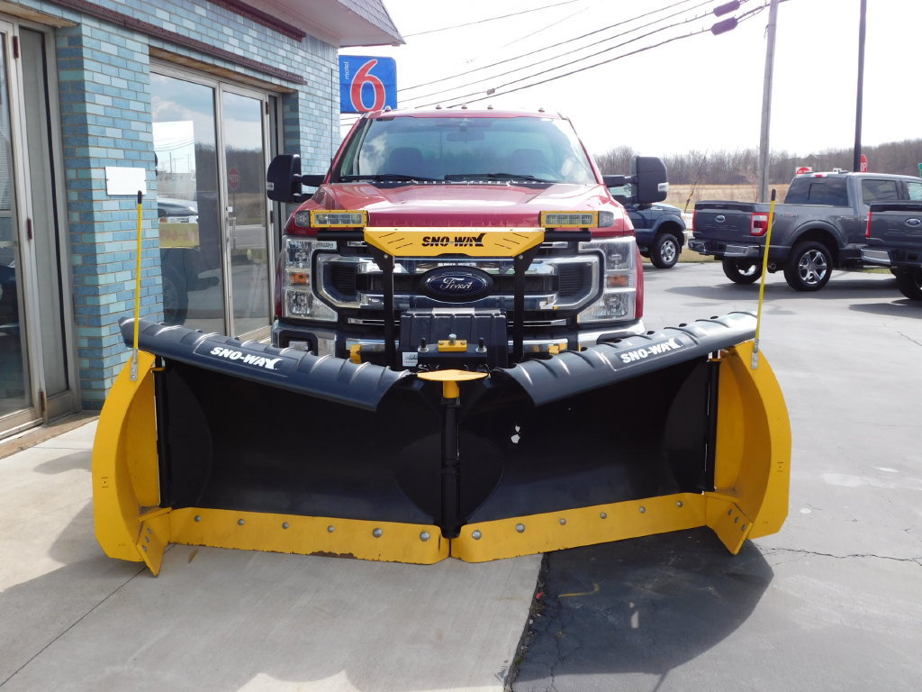 Used 2022 Ford F250 XLT w/ XLT Value Package AWD/4WD image 5