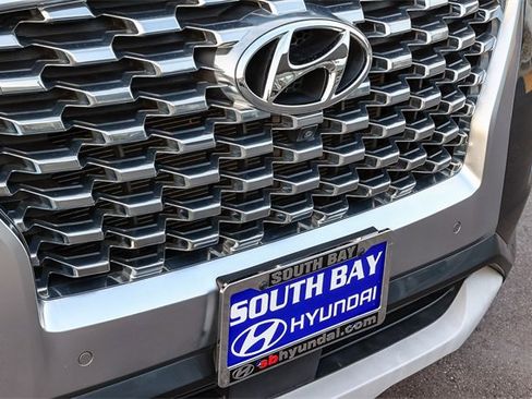 Used 2021 Hyundai Palisade Limited image 11