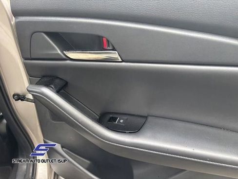 Used 2023 MAZDA CX-30 AWD 2.5 S w/ Preferred Package image 17