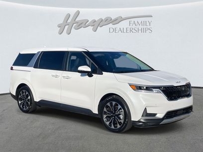 Used 2024 Kia Carnival EX