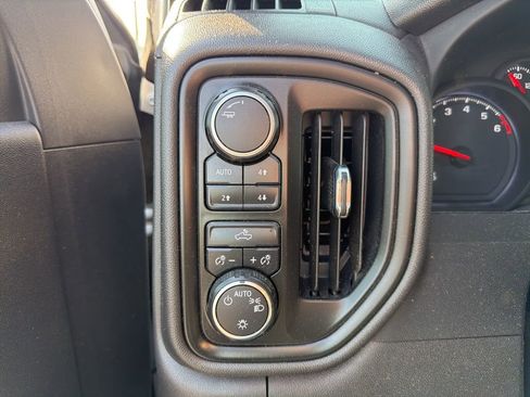Used 2022 Chevrolet Silverado 1500 Custom Trail Boss image 20