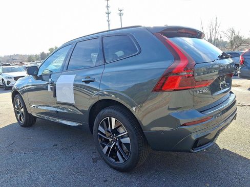 New 2026 Volvo XC60 B5 Plus w/ Climate Package image 3