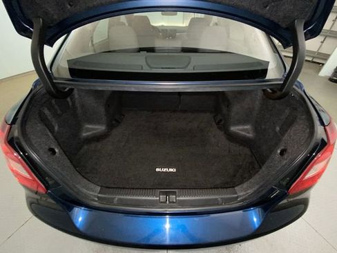 Used 2011 Suzuki Kizashi Sport SLS FWD image 22