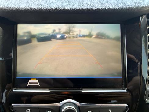 Used 2019 Chevrolet Trax LT w/ LPO, Cargo Package FWD image 18