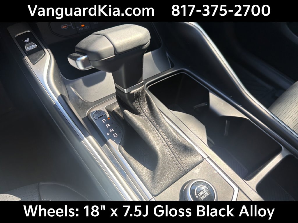 Certified 2026 Kia Sorento S w/ S Panoramic Sunroof Package FWD image 24