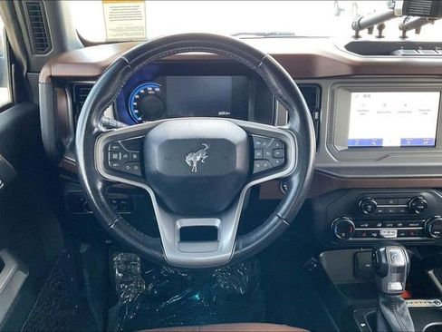 Used 2023 Ford Bronco Outer Banks image 5