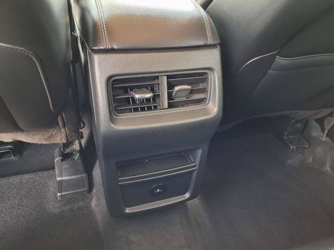 Used 2024 Ford Edge SEL AWD/4WD image 14