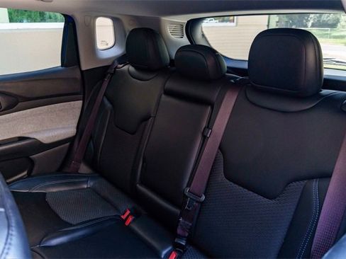 Used 2022 Jeep Compass Latitude w/ Convenience Group image 20