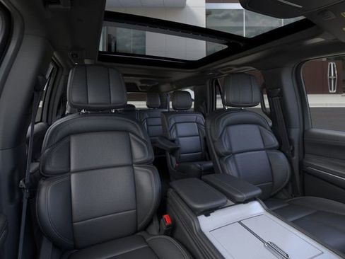 New 2025 Lincoln Navigator L Reserve w/ Jet Appearance Package image 11