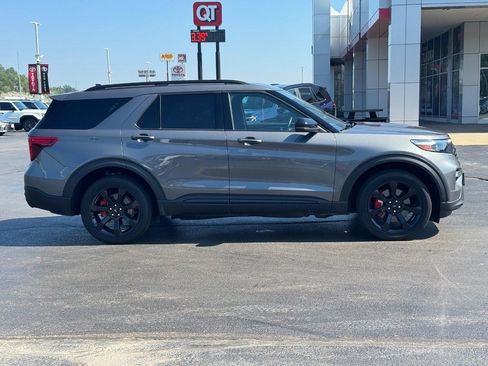 Used 2023 Ford Explorer ST w/ Equipment Group 401A AWD/4WD image 2