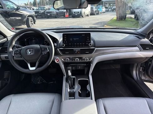Used 2019 Honda Accord LX image 12