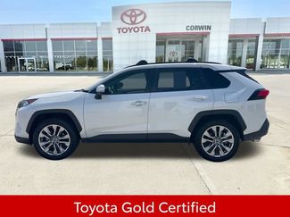 Used 2019 Toyota RAV4 Limited w/ Cold Weather Package FWD video 2