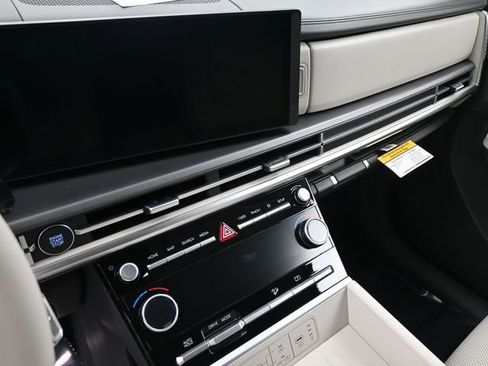 Used 2026 Hyundai Santa Fe SEL FWD image 24