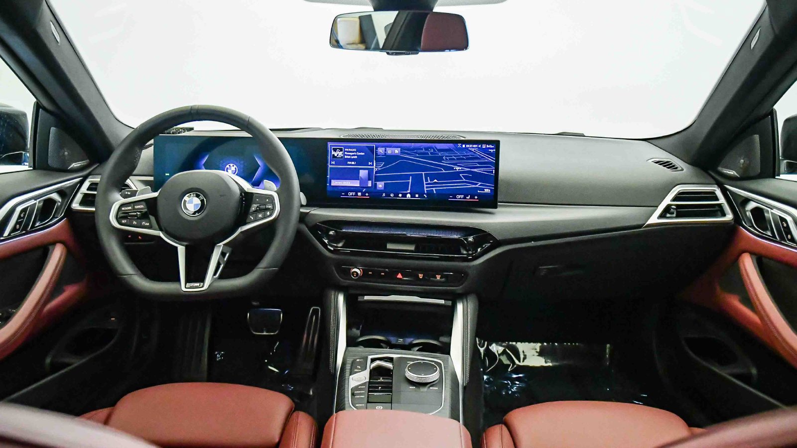 Used 2026 BMW 430i Coupe w/ M Sport Package RWD image 16