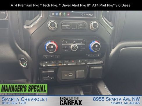 Used 2020 GMC Sierra 1500 AT4 w/ AT4 Premium Package AWD/4WD image 16