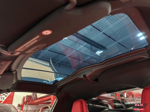 Used 2024 Chevrolet Corvette Stingray Coupe w/ Z51 Performance Package image 26