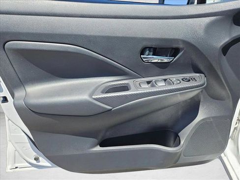 Certified 2025 Nissan Versa SV w/ Trunk Package FWD image 9