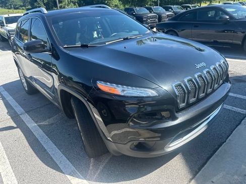 Used 2016 Jeep Cherokee Limited AWD/4WD image 4