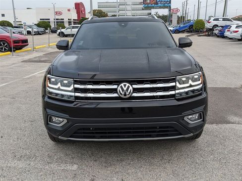 Used 2019 Volkswagen Atlas SEL Premium image 10