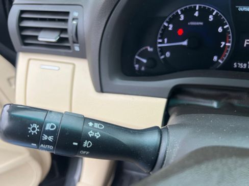 Used 2013 Lexus RX 350 AWD w/ Navigation Pkg image 21