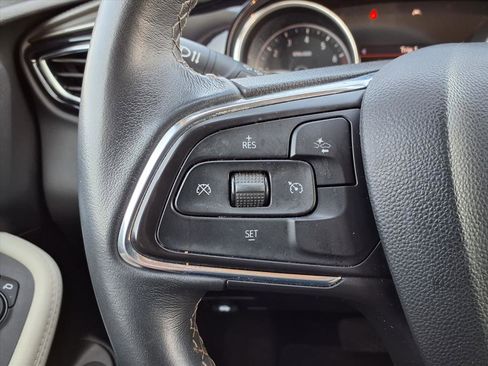 Used 2021 Buick Encore GX Select image 14