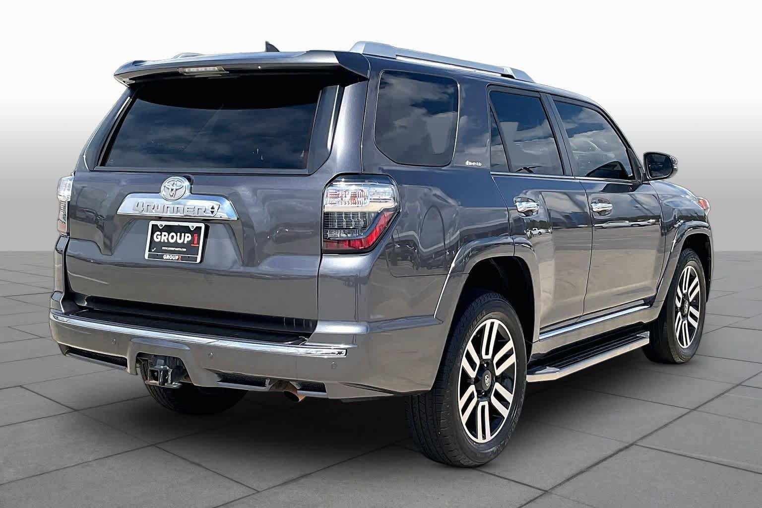 Used 2021 Toyota 4Runner Limited AWD/4WD image 22