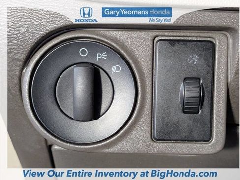 Used 2010 Ford Focus S FWD image 21