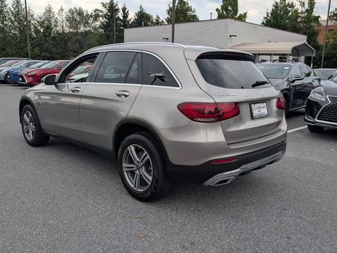 Used 2021 Mercedes-Benz GLC 300 4MATIC image 5