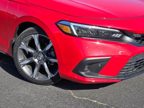 Used 2022 Honda Civic Sport Touring image 3