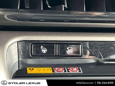Used 2024 Lexus TX 500h AWD w/ Technology Package image 34