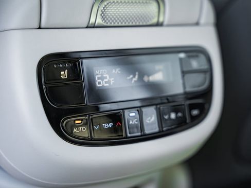 New 2026 Hyundai Ioniq 9 SEL image 30