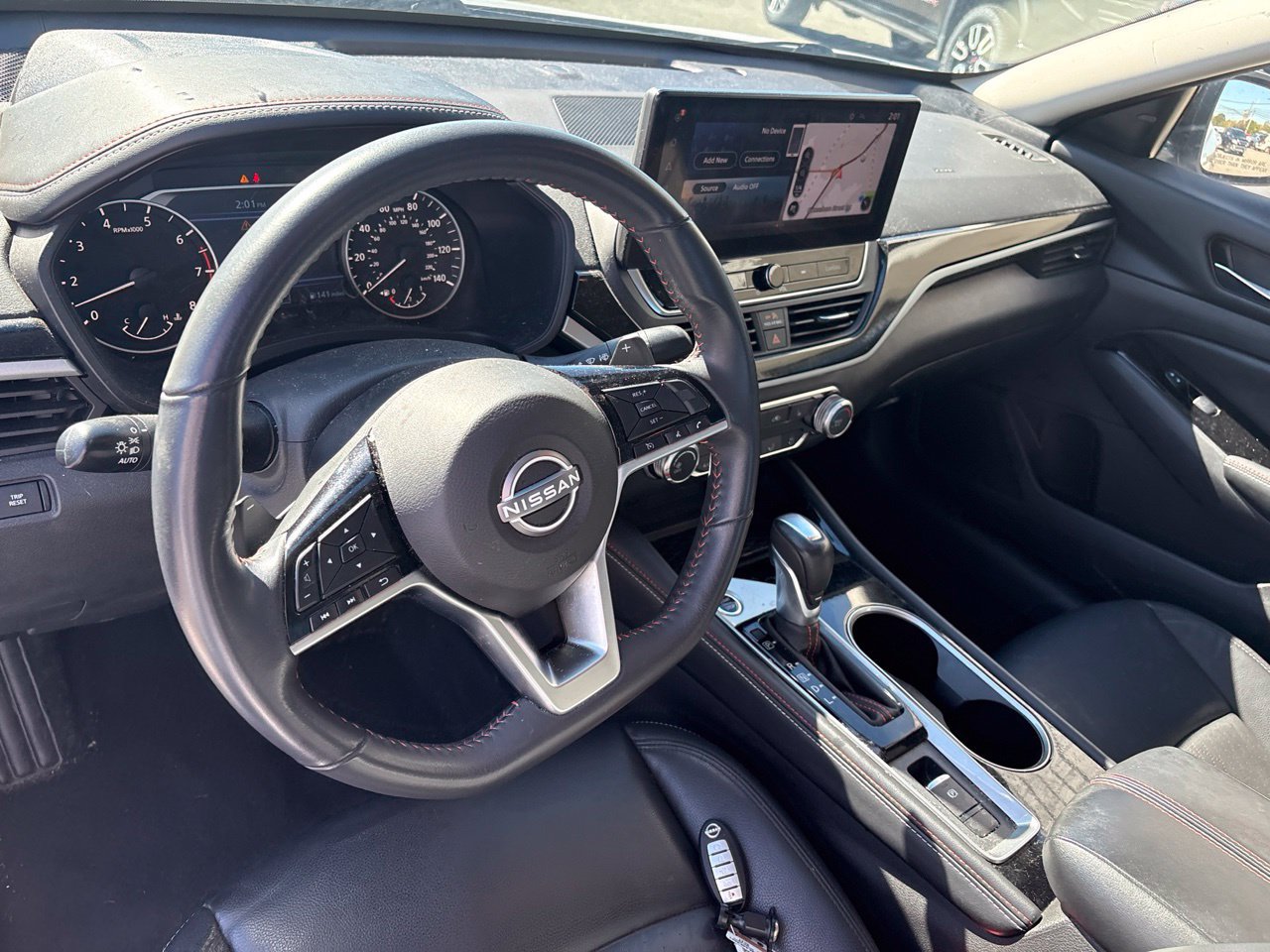 Used 2024 Nissan Altima 2.5 SR w/ SR Premium Package AWD/4WD image 4