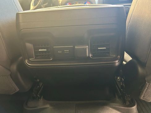 Used 2020 Chevrolet Silverado 1500 LT Trail Boss image 24