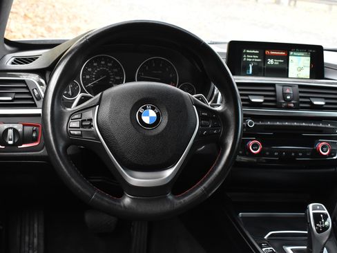 Used 2018 BMW 430i Convertible image 32