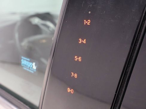 Used 2017 Ford Escape SE image 9