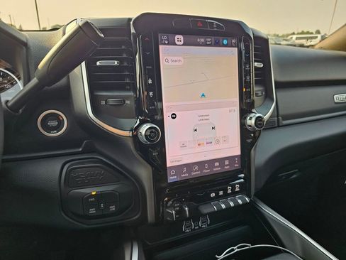 New 2025 RAM 2500 Big Horn AWD/4WD image 19