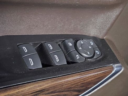 Used 2021 GMC Sierra 1500 SLT w/ SLT Premium Plus Package image 28