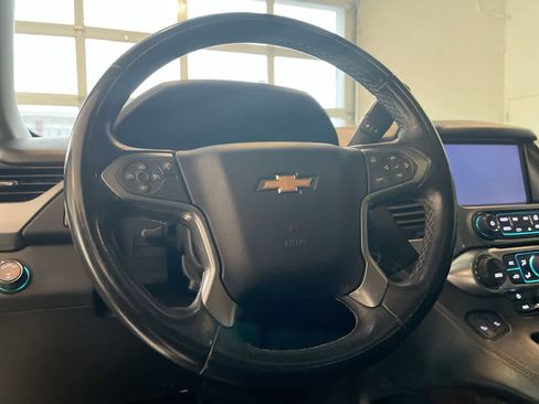 Used 2018 Chevrolet Tahoe LT image 14