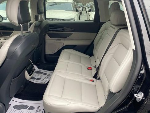 New 2026 Lincoln Nautilus Premier image 7