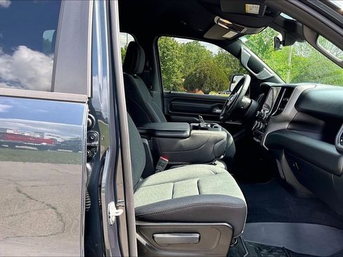 Used 2025 RAM 1500 Classic Warlock AWD/4WD image 7