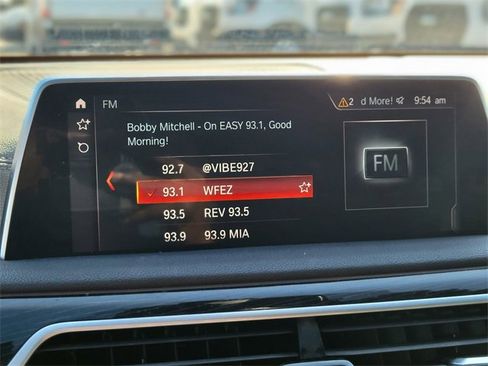 Used 2019 BMW 740i w/ M Sport Package image 25