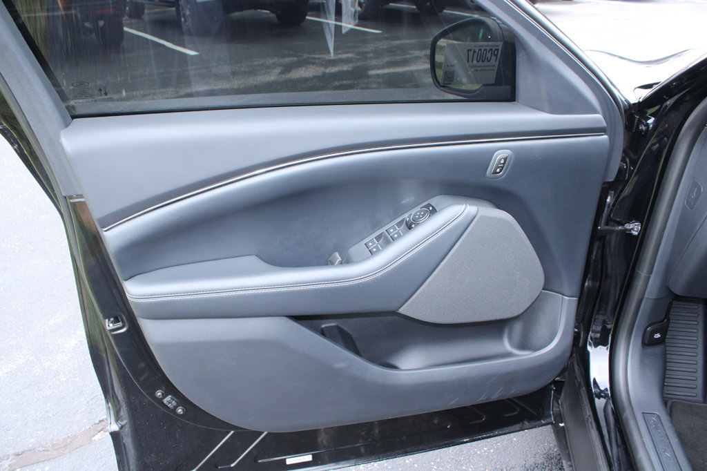 Used 2023 Ford Mustang Mach-E Select AWD/4WD image 34