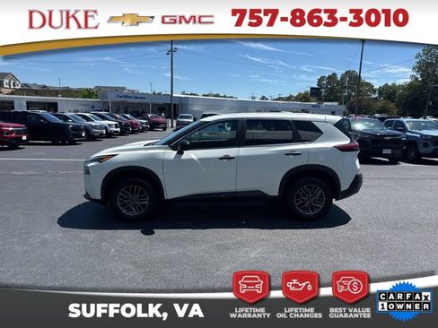 Used 2023 Nissan Rogue S image 18