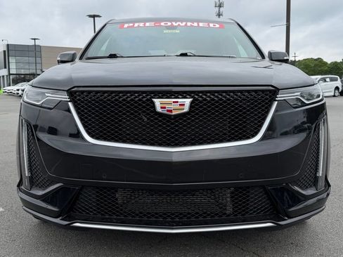 Used 2025 Cadillac XT6 Sport w/ Technology Package AWD/4WD image 2