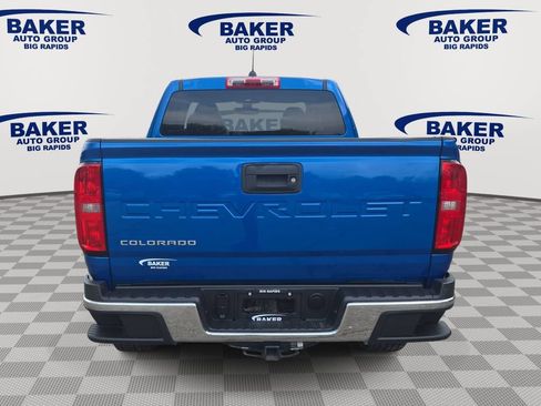Used 2022 Chevrolet Colorado W/T AWD/4WD image 4
