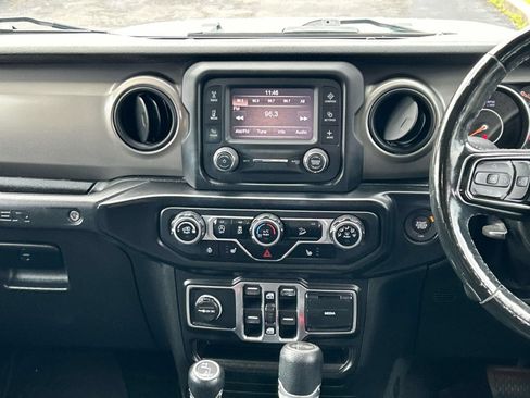 Used 2021 Jeep Wrangler Unlimited Sport w/ Cold Weather Group AWD/4WD image 18