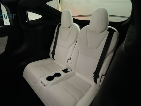 Used 2022 Tesla Model X AWD/4WD image 25