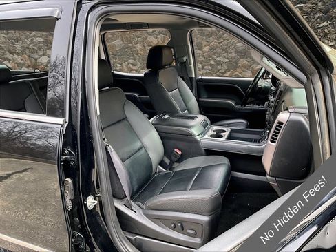 Used 2017 GMC Sierra 2500 SLT w/ All Terrain HD Package AWD/4WD image 7