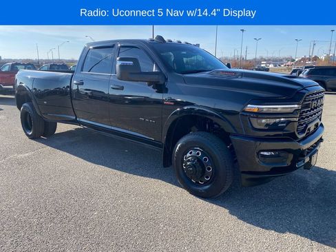 Used 2025 RAM 3500 Limited AWD/4WD image 8